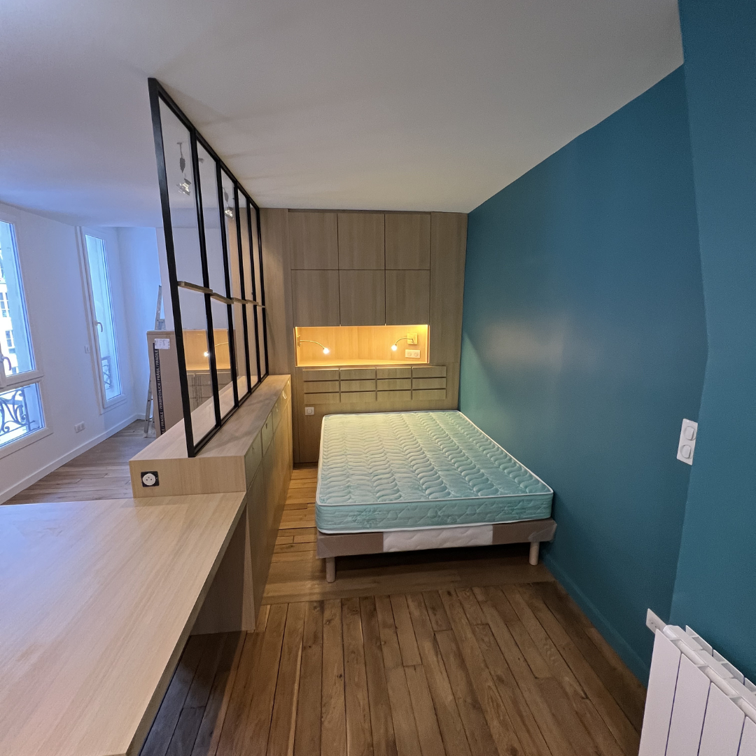 appartement T2 transformé en studio Paris 5e après rénovation Renov&Co