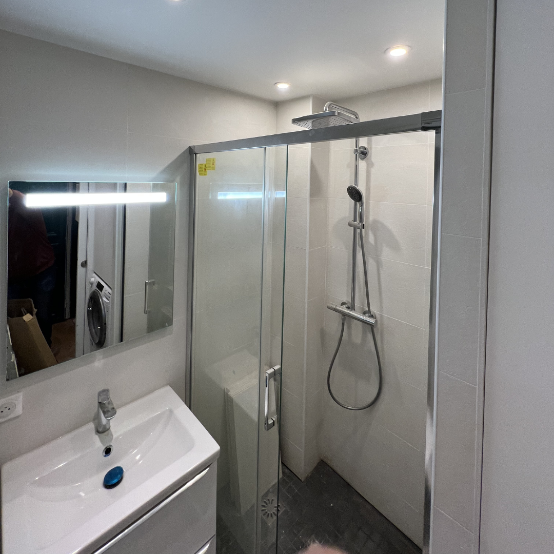 salle de bain Paris 5e après rénovation Renov&Co